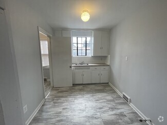 Building Photo - 17125 Greenlawn St