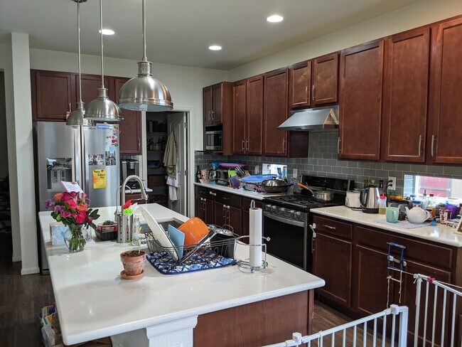 Foto del edificio - 11033 Sedalia Way