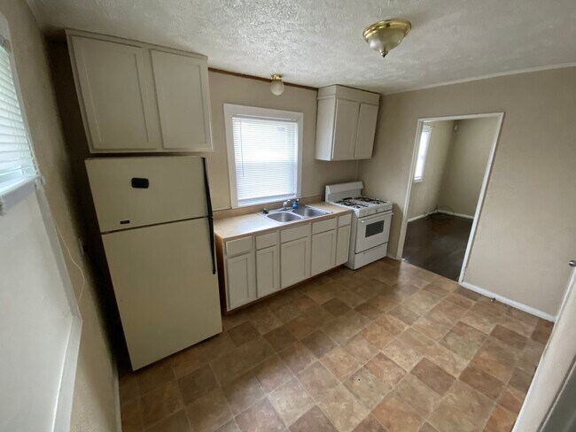 Foto del edificio - 834 S Kenmore St