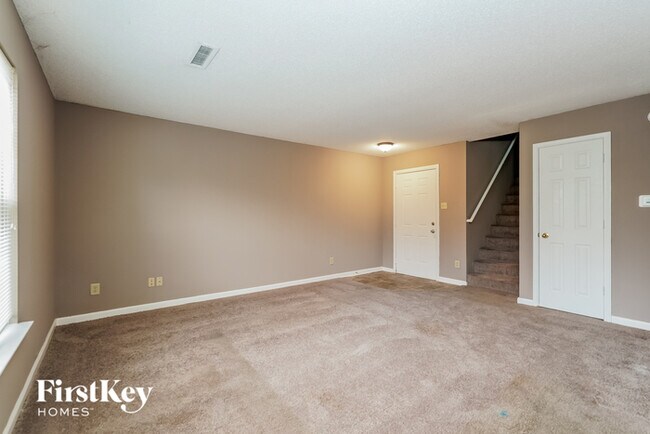 Foto del edificio - 2925 Redland Ln