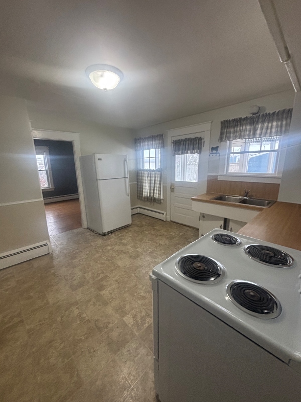 Building Photo - 134 Silver St