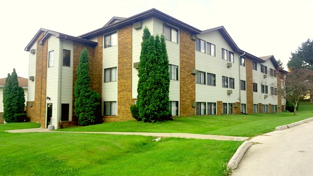 Primary Photo - Newton Apartments