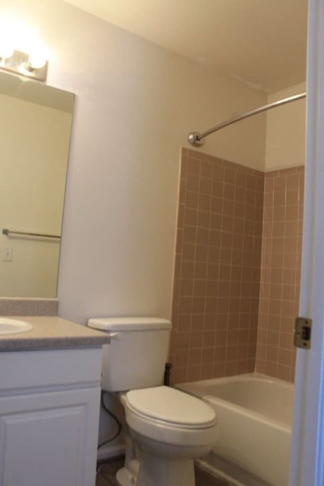 Building Photo - Stucco Rancher on Meadowbrook