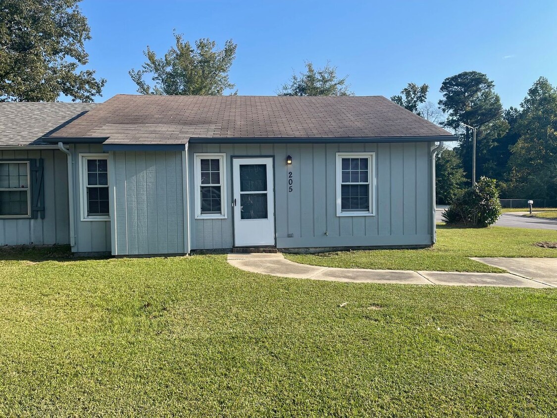 Primary Photo - 2 bedroom 2 bathroom