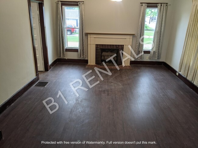 Building Photo - 1410 S Obrien St