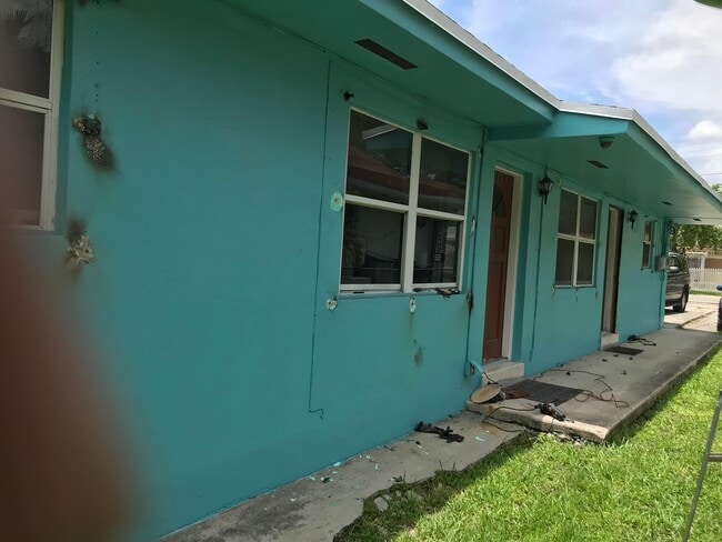 Foto del edificio - 3138 NW 29th St