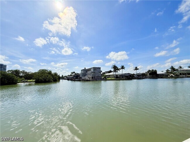 Building Photo - 11118 Gulf Shore Dr