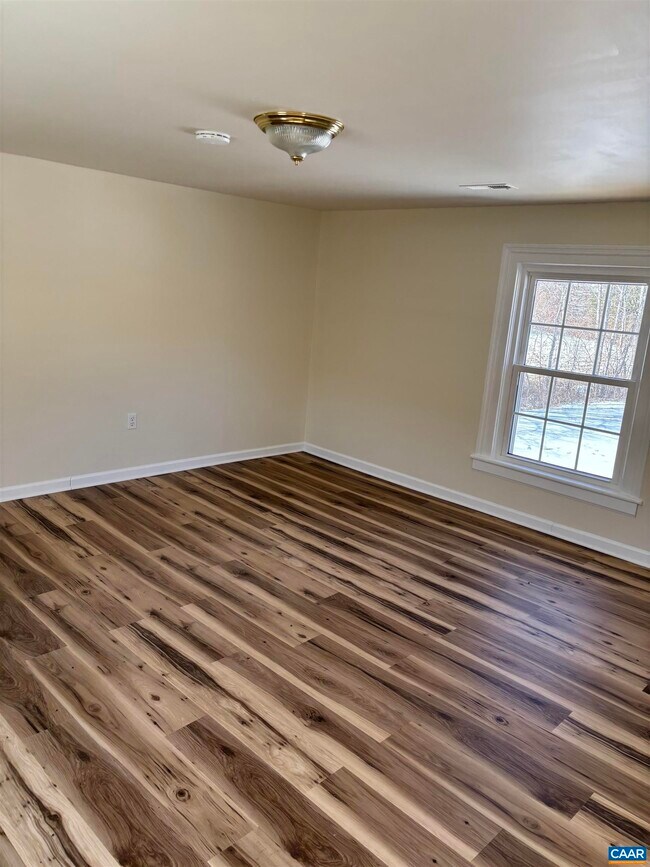 Foto del edificio - 12663 Thomas Nelson Hwy