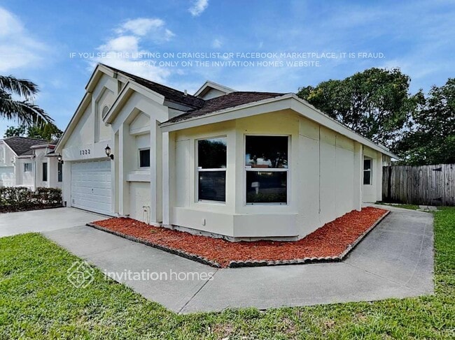 Building Photo - 1333 E Glen Oak Rd