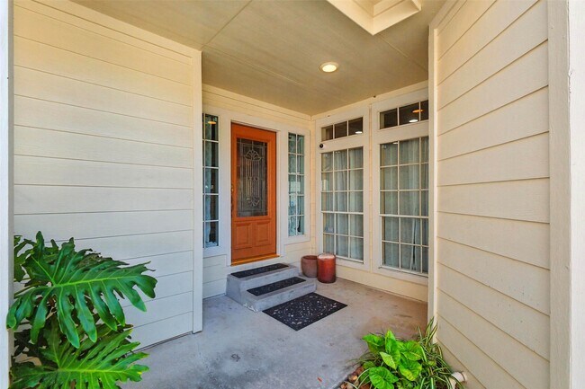 Foto del edificio - 10222 Thornmont Ln
