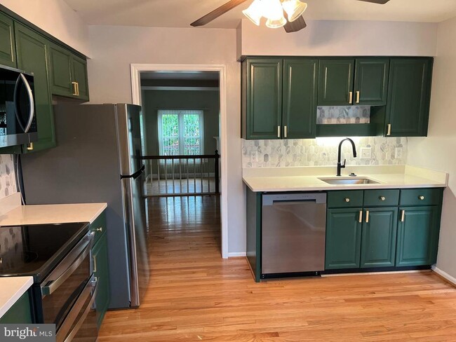 Building Photo - 6106 Talavera Ct