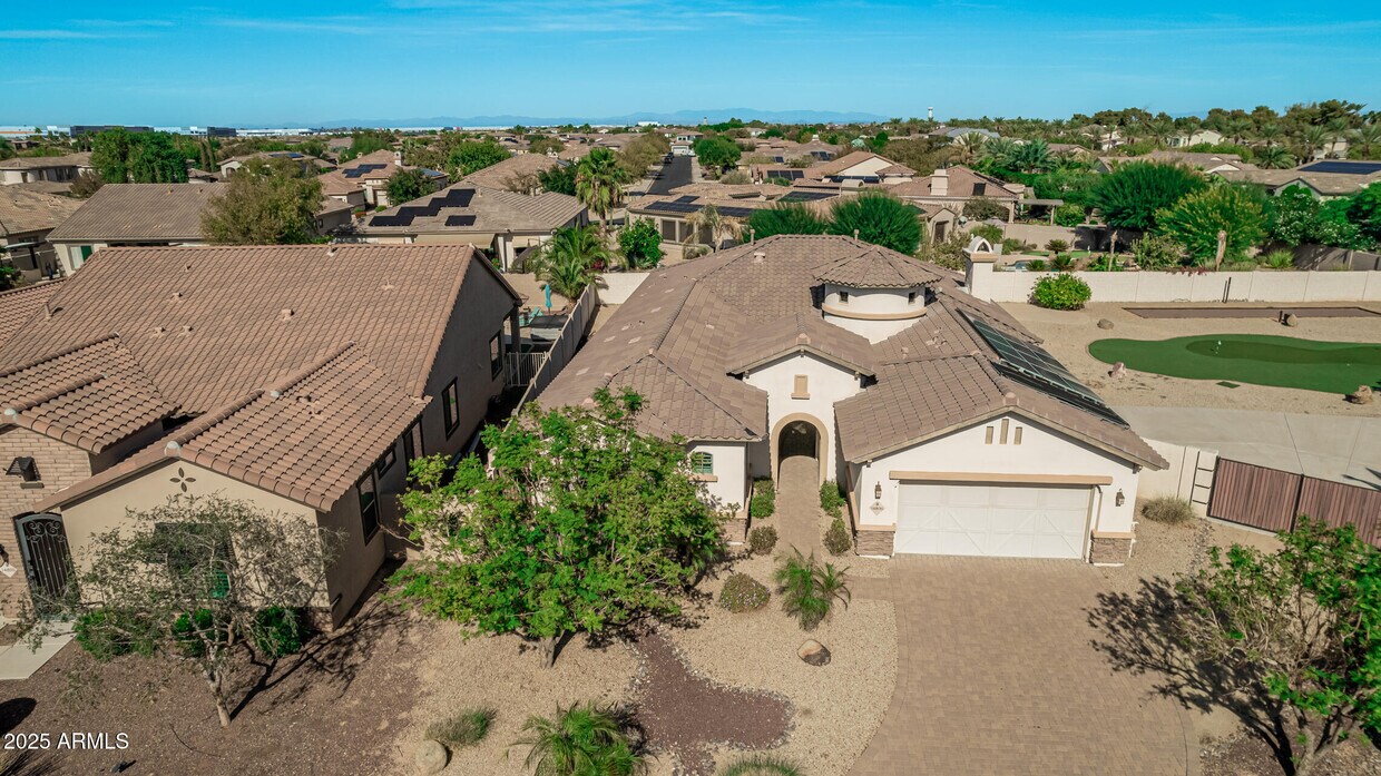 Primary Photo - 14806 Luna Cir