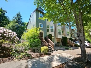 Building Photo - 13135 SW Raptor Pl