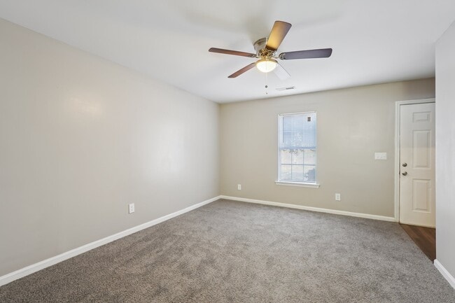 Living Area - Morgan Place Apartments
