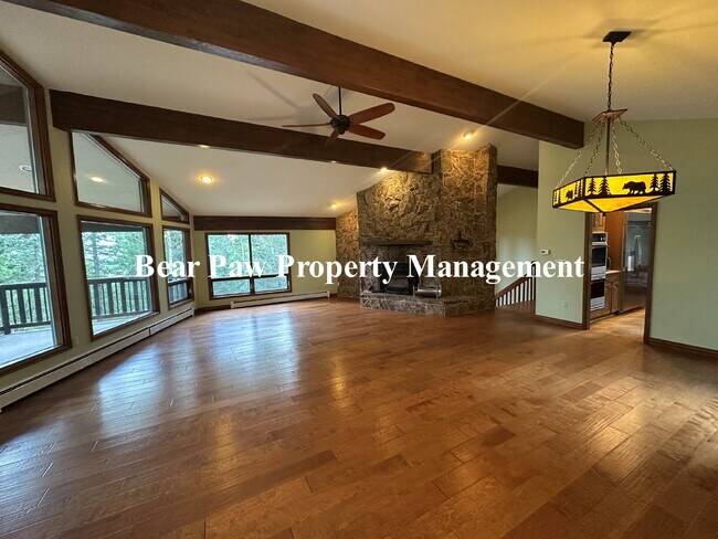 Foto del edificio - Lovely Home in Soda Creek!!