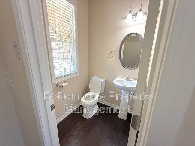 Building Photo - 9625 Camberley Ave NW