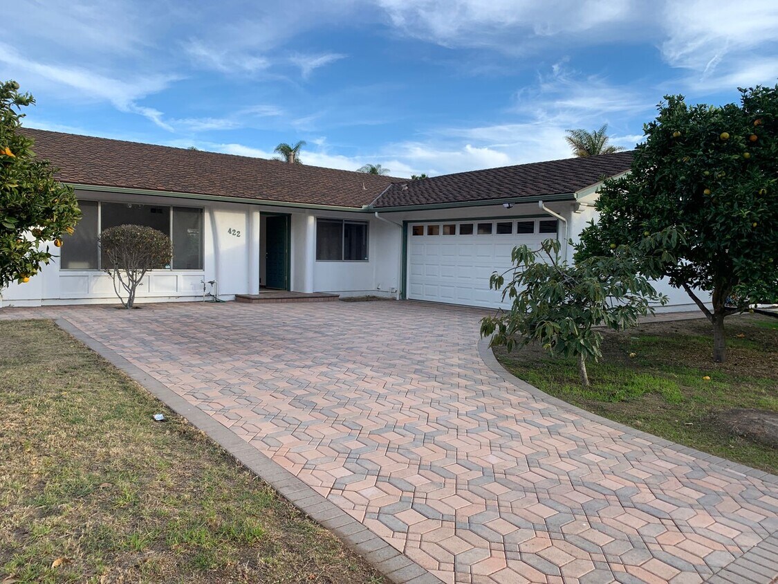 Primary Photo - Spacious 3 Bed / 2 Bath Goleta Home!