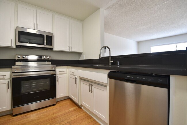 Foto del edificio - 12249 Oxnard St