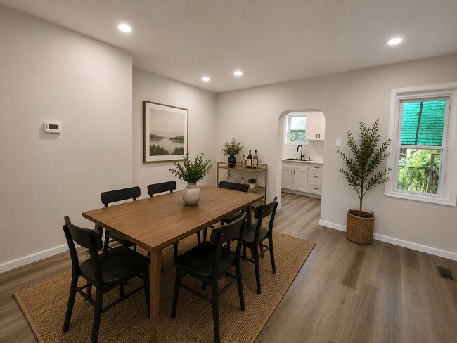 Foto del edificio - Beautiful Newly-Renovated Home!
