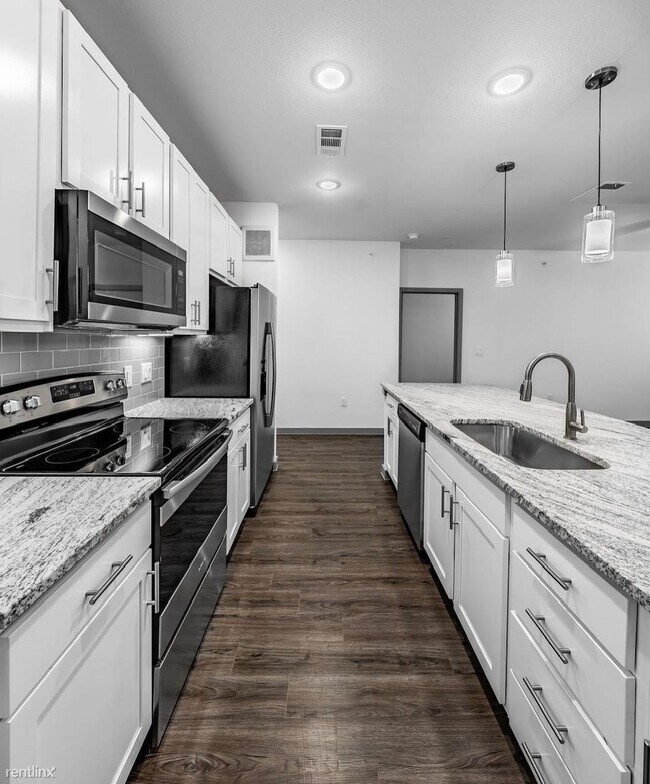 Foto del edificio - 2 br, 2 bath Condo - 2552 N Austin Ave 2nd...