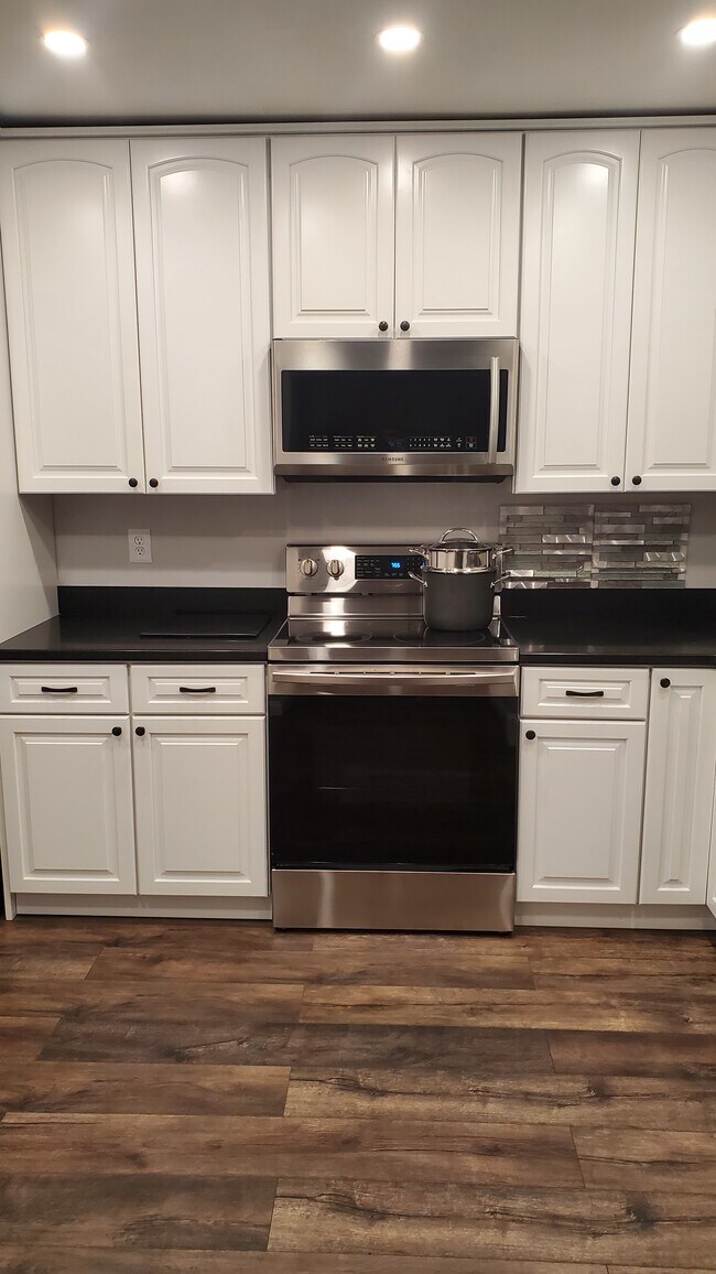 Foto del edificio - 23 Wellspring Cir