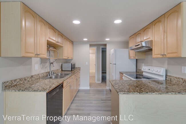 Foto del edificio - 2 br, 2 bath House - 15212 NE 8th St F6