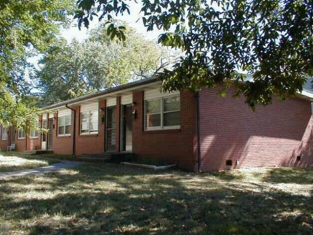 Building Photo - 650 S National Ave