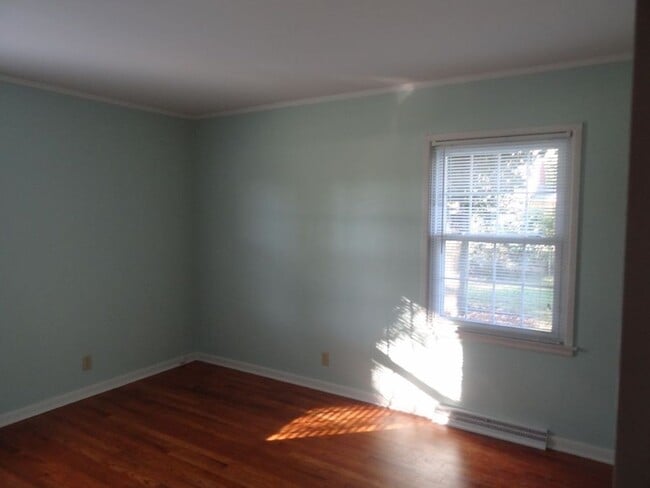 Building Photo - 3036 IN-26