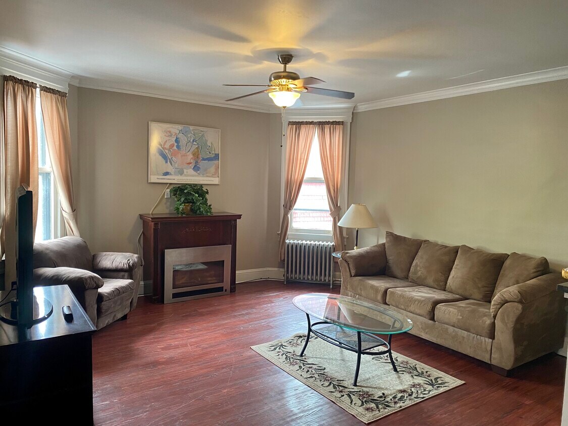Foto principal - 1202 Vine St