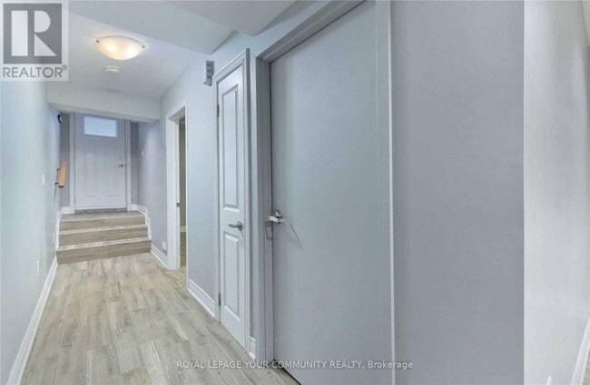 Building Photo - 457 Jones Ave