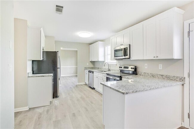 Building Photo - 1641 Zachary's Way