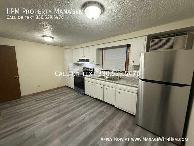 Foto del edificio - 5788 Portage St NW