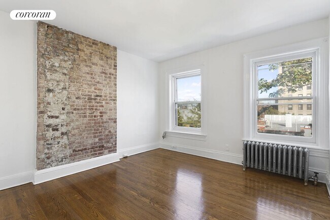 Building Photo - 795 Carroll St
