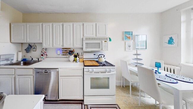 Foto del edificio - 15 Governors Ave