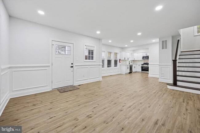 Building Photo - 229 New Jersey Ave