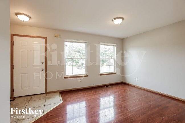 Foto del edificio - 7010 Paradise Cir