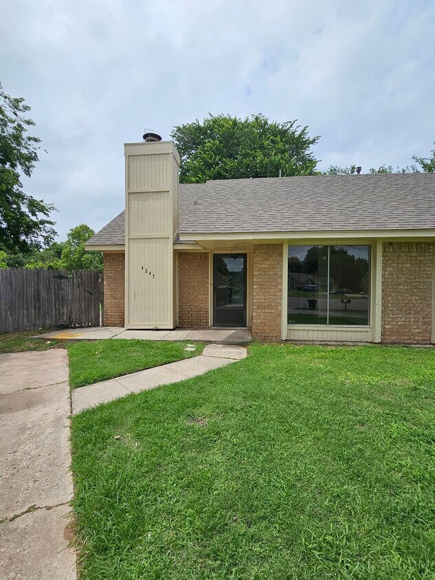 Primary Photo - West Norman Duplex Avail NOW!