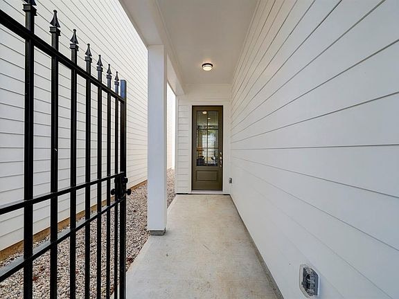 Foto del edificio - 9412 McGallion Rd