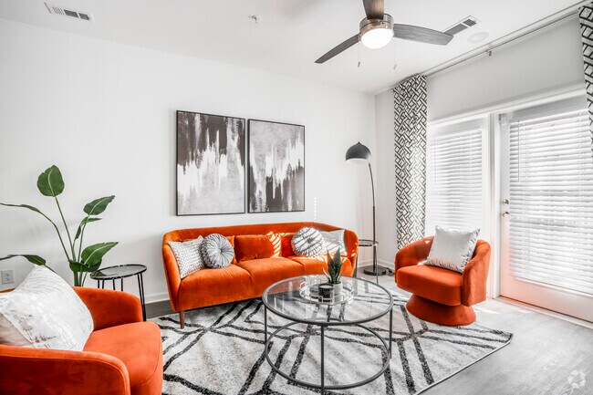 Steele Creek Apartments 1BR, 1BA - Sala de estar. - The Exchange at Steele Creek