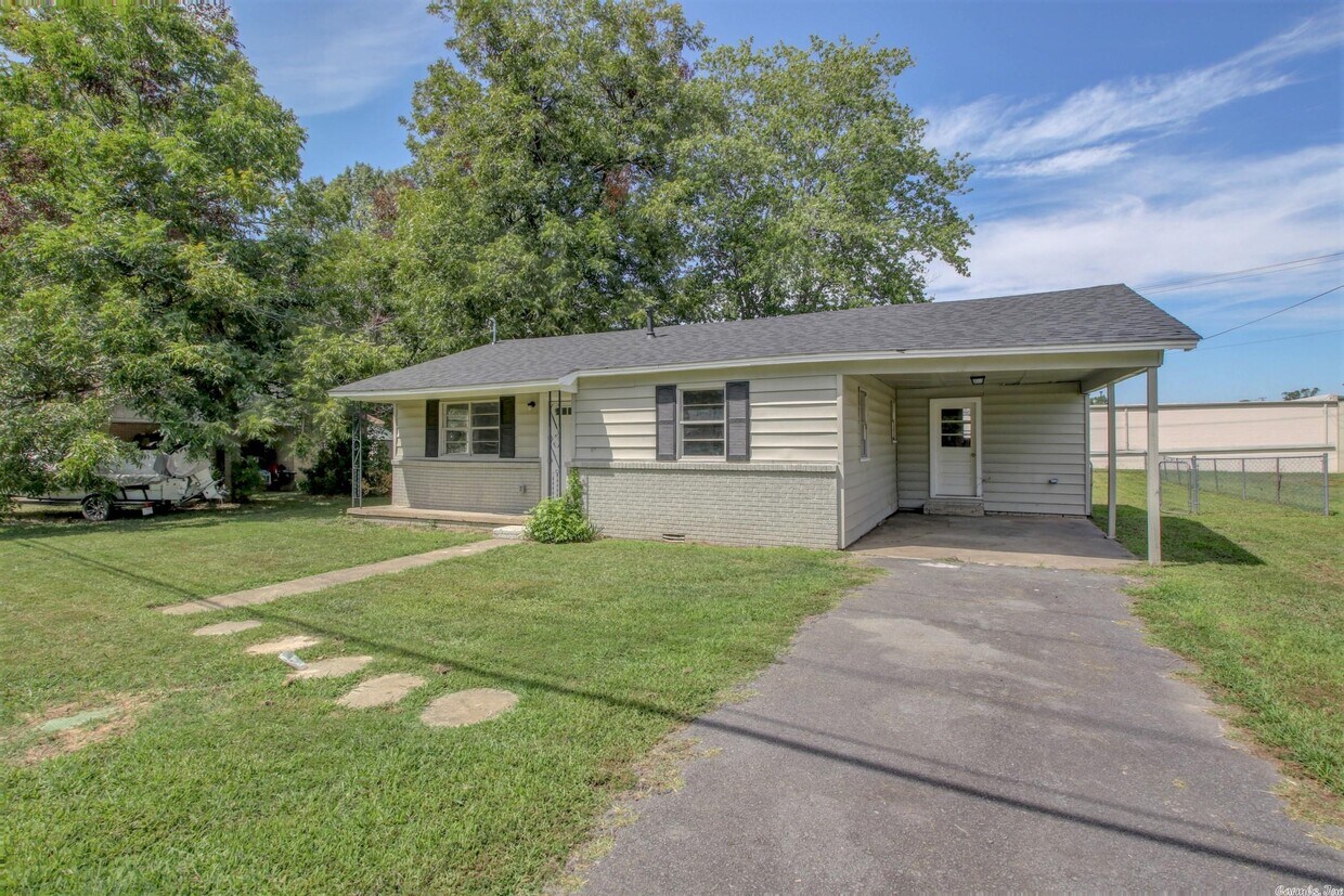 106 S Grant St, Cabot, AR 72023 House Rental in Cabot, AR