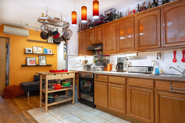 Kitchen - 78 Orchard St