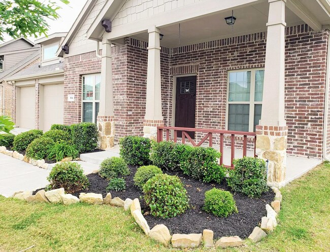 Building Photo - 561 Butterfly Blvd