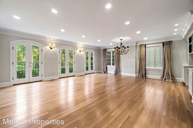 Foto del edificio - 4 br, 3 bath House - 2857 29th Place NW