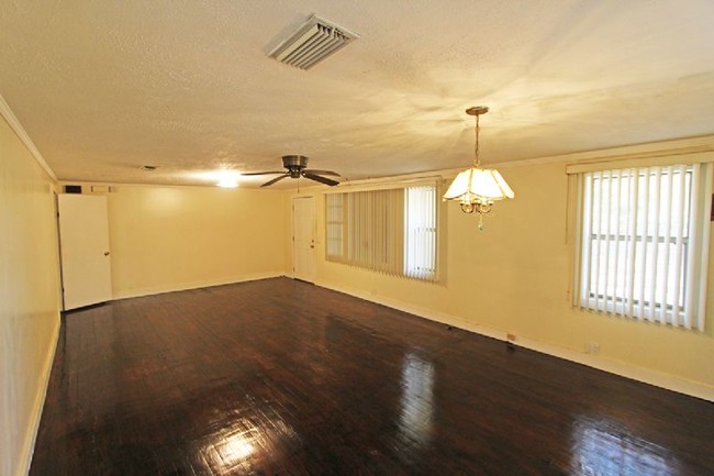 Foto del edificio - 86164 John Goodbread Ln
