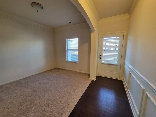 Photo - 1043 Blind Brook Cir House