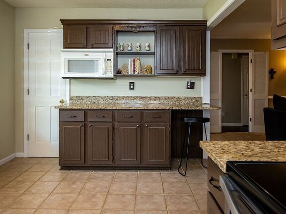 Foto del edificio - 410 Laura Ann Dr