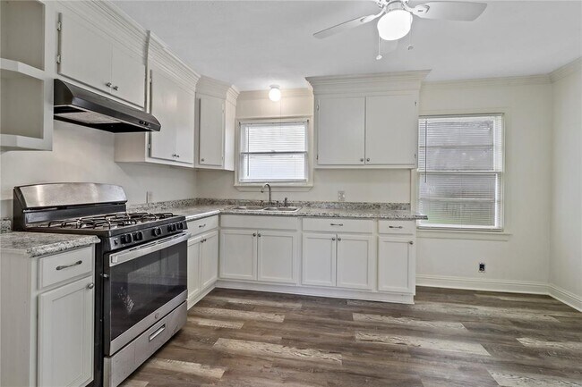 Foto del edificio - 2802 Materhorn Dr