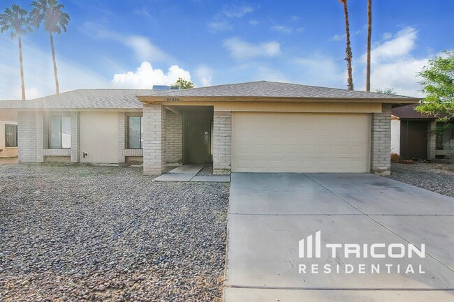 Building Photo - 10826 N 41st Ave