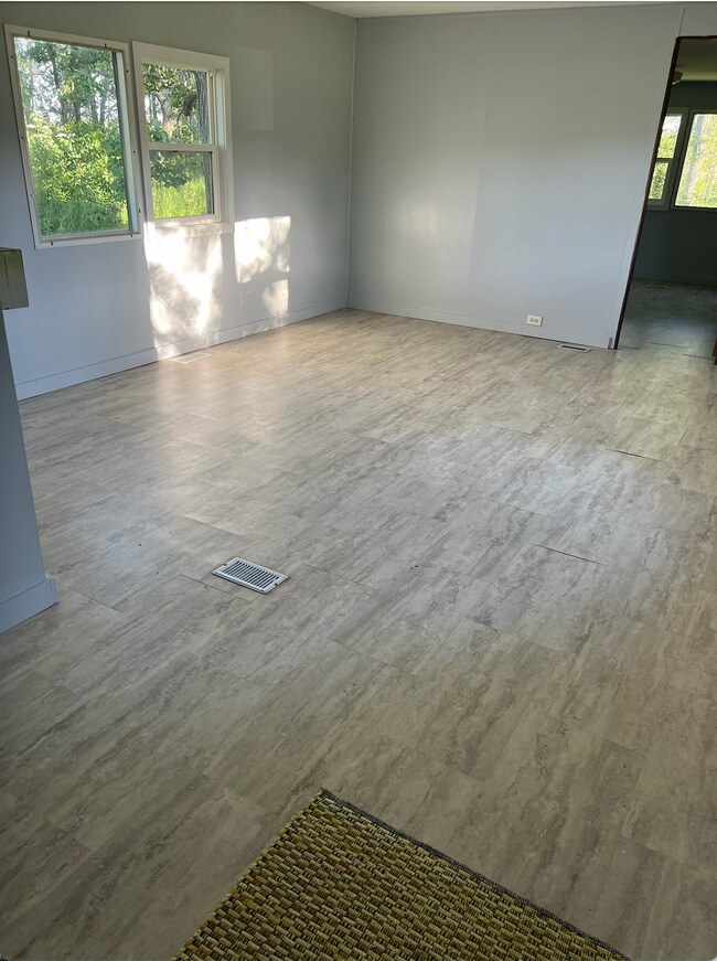 Livingroom space. - 39892 County Road 23