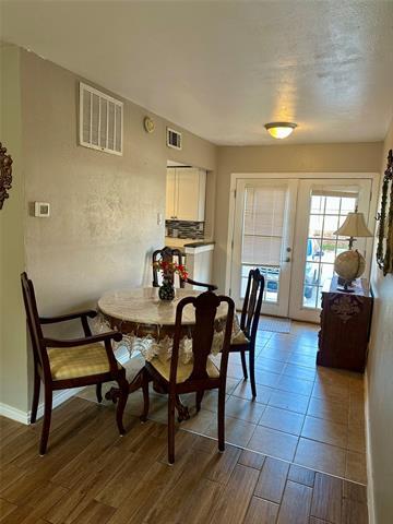 Foto del edificio - 5881 Preston View Blvd